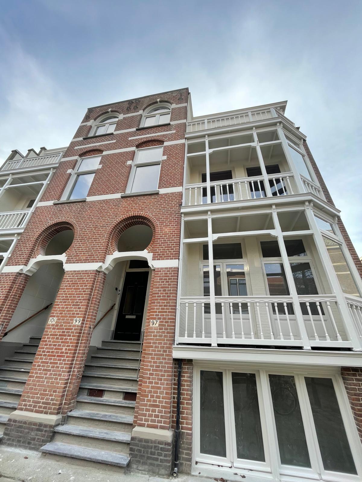 Freshly painted woodwork on the façade in Scheveningen